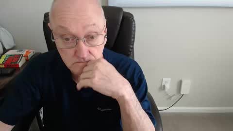 millenium0129 online show from April 21, 3:52 pm