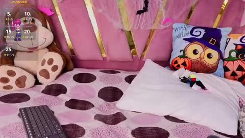 milleyjones_ online show from October 29, 8:20 pm