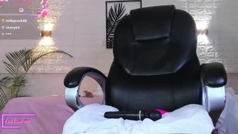 Millie online show from March 4, 9:23 pm