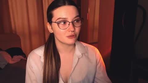 Millie online show from May 5, 12:11 pm