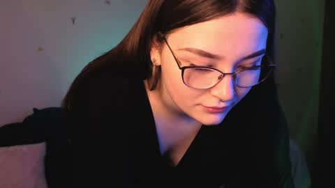 Millie online show from May 24, 12:45 pm