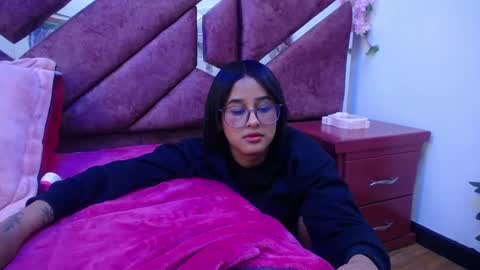 Snapshot of milly_print chatting on February 27, 9:18 am Milly Print online show from February 27, 9:18 am