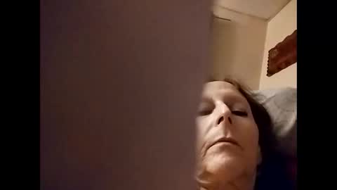 miloanj online show from October 25, 11:05 pm