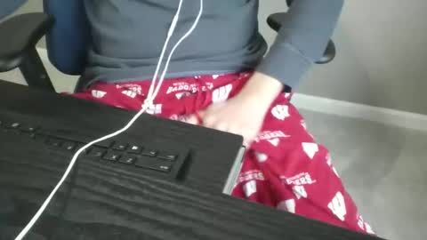 milwaukeebadger24 online show from March 18, 12:44 pm