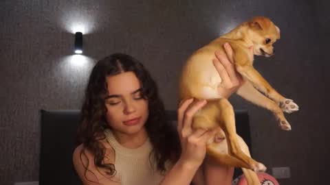 Linda online show from February 10, 1:58 pm