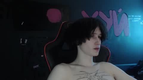 Max online show from January 15, 5:05 am