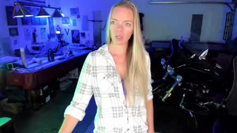 Mindy Mars online show from November 14, 4:53 pm