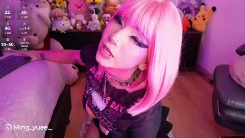My name is Fer Nice to meet you  give it a thumbs up please its important online show from May 5, 4:19 am
