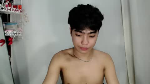 mingkla_man online show from July 4, 3:43 am