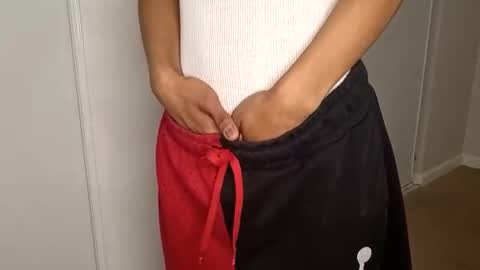 minniehunney online show from February 10, 11:13 am