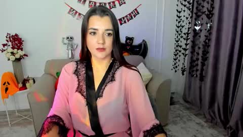 Jessi online show from October 18, 8:02 pm