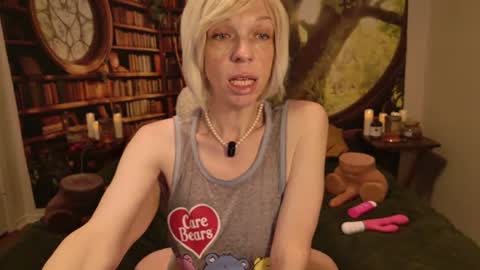 Tessa Rae online show from June 24, 3:46 am