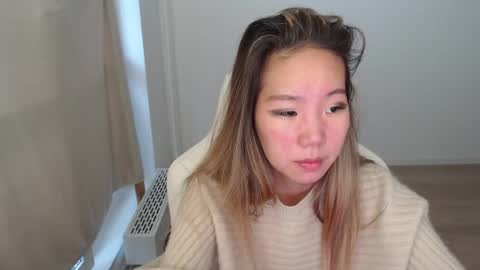 mira_g online show from November 11, 12:18 pm