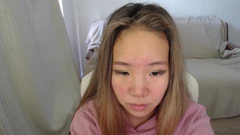 mira_g online show from September 18, 12:42 pm