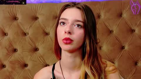 mira_lynxx online show from November 30, 6:31 am