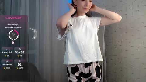 mirage1_ online show from November 17, 9:28 pm