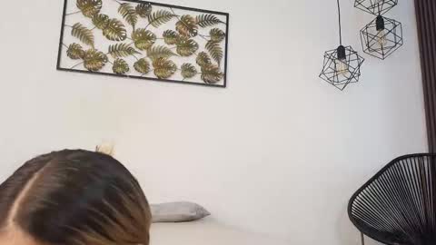 Snapshot of miranda_villa chatting on October 1, 12:48 pm Miranda online show from October 1, 12:48 pm