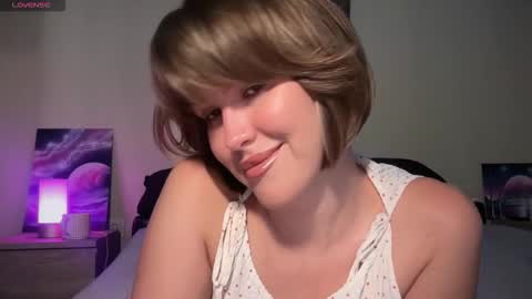 Shelley online show from February 22, 7:01 am