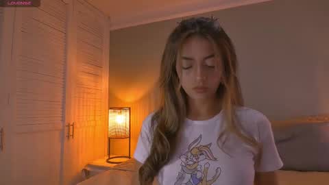 Eliza online show from November 10, 5:32 am