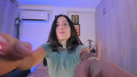 KRAVE  online show from December 17, 12:17 am