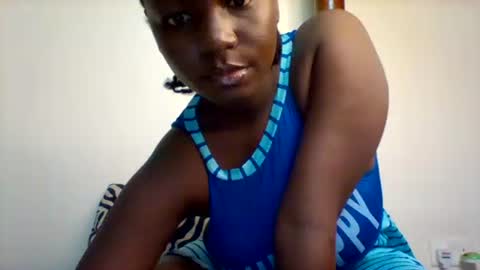 Snapshot of miss440_sunday chatting on September 29, 8:52 pm miss440 online show from September 29, 8:52 pm