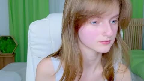 Alisa NONNUDE online show from February 28, 4:55 pm