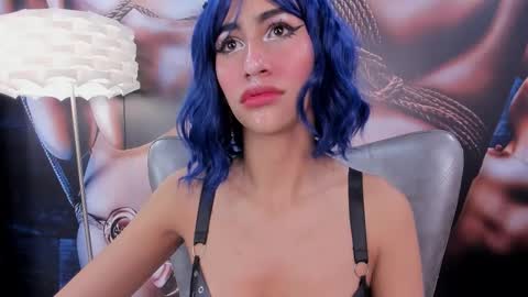 Taylor online show from March 25, 2:29 am