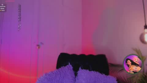 Snapshot of miss__charlotte_ chatting on October 3, 4:21 am Charlotte online show from October 3, 4:21 am