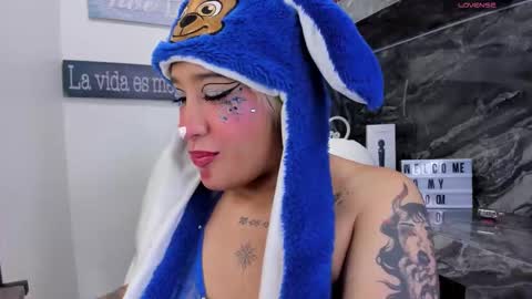 Danika online show from October 30, 11:22 am