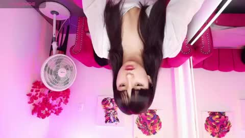 Melanie online show from May 9, 12:22 pm
