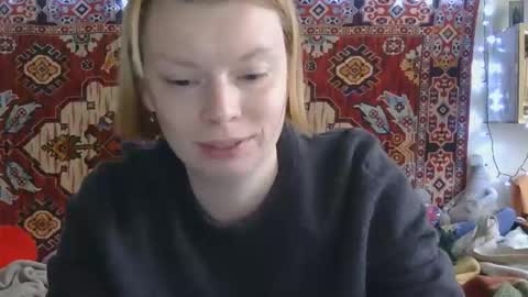 Elis online show from April 21, 11:06 am