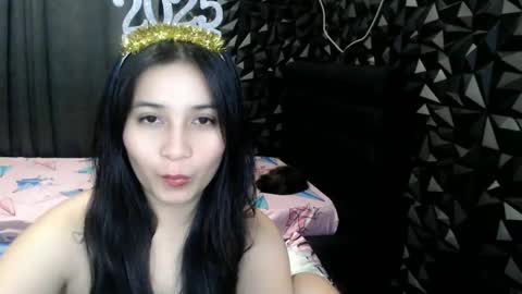 miss_innocent18 online show from January 1, 6:49 pm