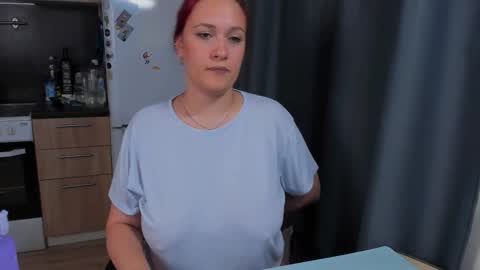 Snapshot of miss_jess_rabbit chatting on October 23, 2:18 pm Jess online show from October 23, 2:18 pm