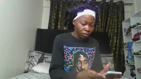 Miss Kiarrafit online show from December 21, 6:20 am