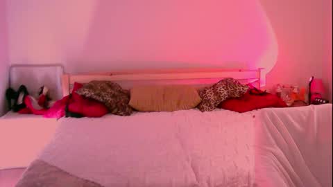 Nicol online show from March 7, 10:43 pm