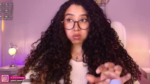 Amy Olivera online show from November 28, 1:29 pm