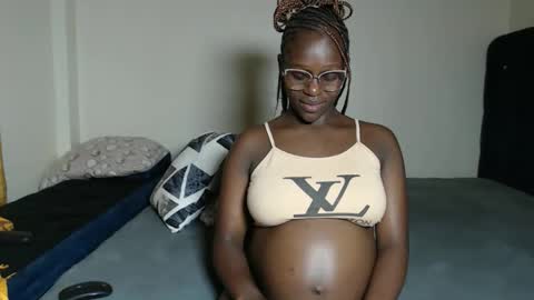 Cherie Independent model online show from May 30, 12:20 am