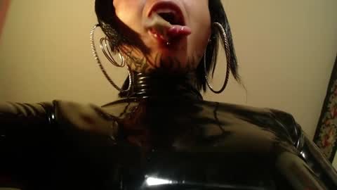 Anarkitten  online show from February 26, 1:46 am