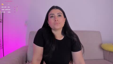 Bianca Torres online show from October 28, 12:39 pm