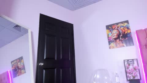 Elise online show from November 19, 9:24 pm