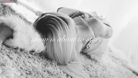 Chloe freelance model Please your thumbs up are important  online show from April 21, 1:09 am