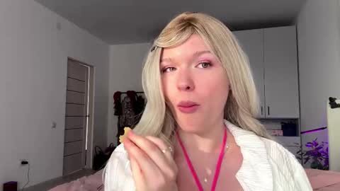 Viola online show from January 9, 9:48 am