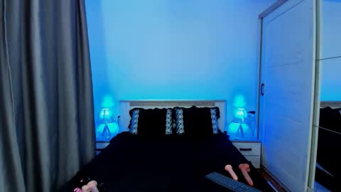 Snapshot of misskarla20 chatting on October 24, 2:40 pm Miss Karla online show from October 24, 2:40 pm