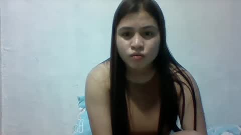 Snapshot of misskitty2xxx chatting on March 9, 9:46 am Merry online show from March 9, 9:46 am