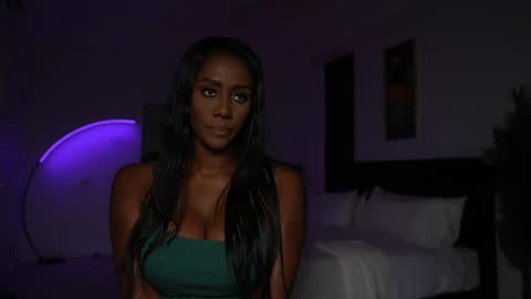 Miss K online show from April 30, 7:52 pm