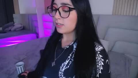 Miss Loise online show from November 14, 3:09 am