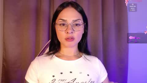 missmariana_ online show from December 17, 1:01 am