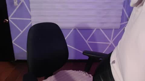 Miia online show from June 9, 4:17 pm
