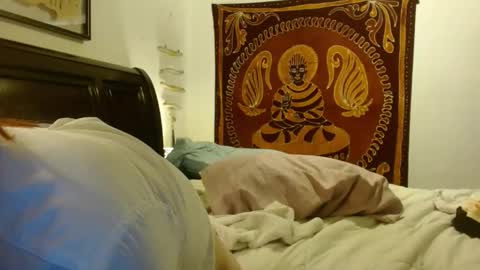 Maxxx online show from March 2, 7:15 am