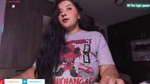 MissMoon online show from March 25, 7:09 pm